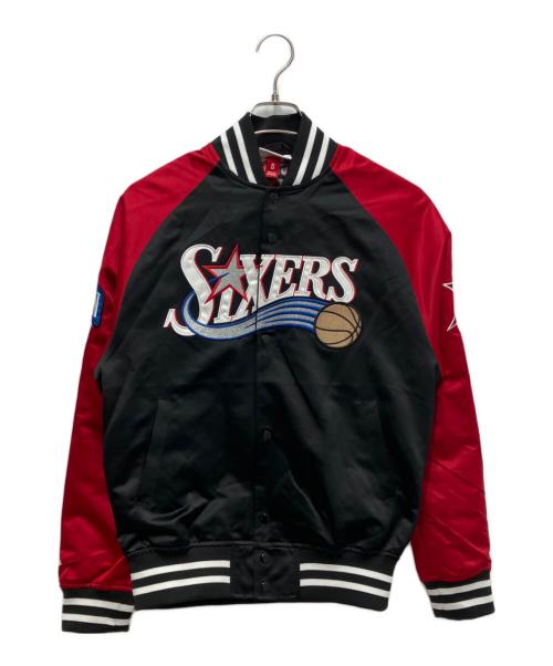 MITCHELL & NESS（ミッチェルアンドネス）MITCHELL & NESS (ミッチェルアンドネス) スタジャン　SIXERS アレンアイバーソン ブラック サイズ:Sの古着・服飾アイテム