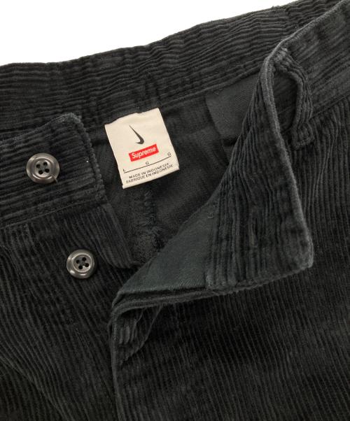 NIKE（ナイキ）NIKE (ナイキ) Supreme (シュプリーム) Arc Corduroy Cargo Pant ブラック サイズ:Lの古着・服飾アイテム