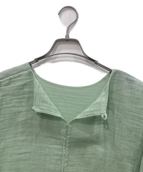 BEARDSLEY（ビアズリー）BEARDSLEY (ビアズリー) バック刺繍ブラウス　BEZ1011504A001 グリーン サイズ:Freeの古着・服飾アイテム