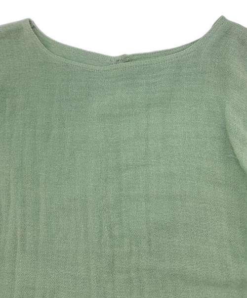 BEARDSLEY（ビアズリー）BEARDSLEY (ビアズリー) バック刺繍ブラウス　BEZ1011504A001 グリーン サイズ:Freeの古着・服飾アイテム
