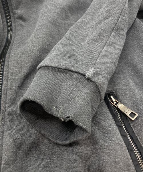 PRADA SPORTS（プラダスポーツ）PRADA SPORTS (プラダスポーツ) ジップパーカー　SJC348 S131 グレー サイズ:Lの古着・服飾アイテム