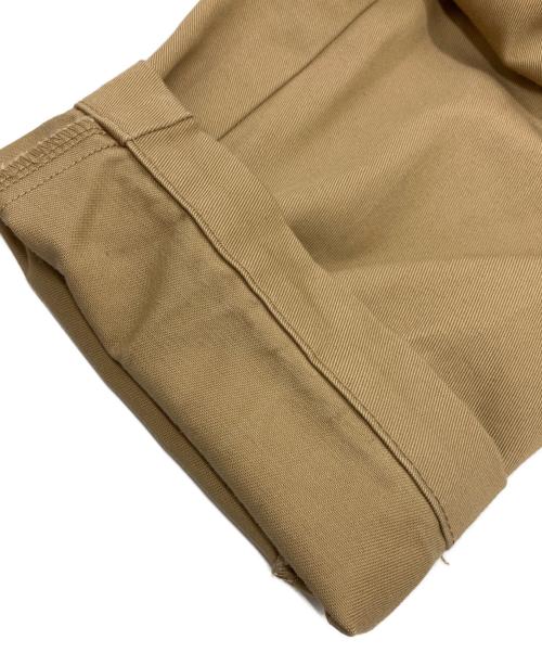 Traditional Weatherwear（トラディショナルウェザーウェア）Traditional Weatherwear (トラディショナルウェザーウェア) SIDE ADJUST TAPERRED PANTS　L232CIFPT0303CV ベージュ サイズ:XSの古着・服飾アイテム