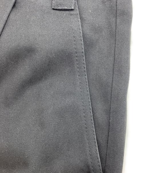 STUDIO NICHOLSON（スタジオ ニコルソン）STUDIO NICHOLSON (スタジオ ニコルソン) ORTE PEACHED COTTON TWILL PANTS　51-10-721008 グレー サイズ:XSの古着・服飾アイテム