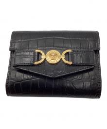 VERSACE（ヴェルサーチェ）の古着「クロコ型押し3つ折り財布」｜ブラック
