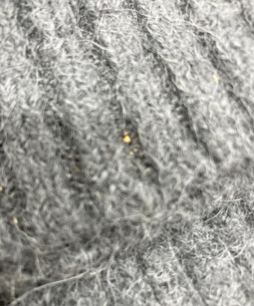 AMI Alexandre Mattiussi（アミアレクサンドルマテュッシ）AMI Alexandre Mattiussi (アミアレクサンドルマテュッシ) OFF WHITE ADC SWEATER グレー サイズ:XSの古着・服飾アイテム