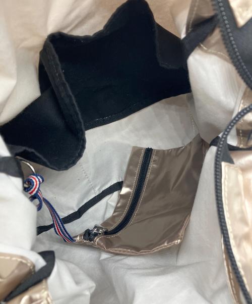 jack gomme（ジャックゴム）jack gomme (ジャックゴム) ポーチ付ワンショルダーバッグ ゴールドの古着・服飾アイテム