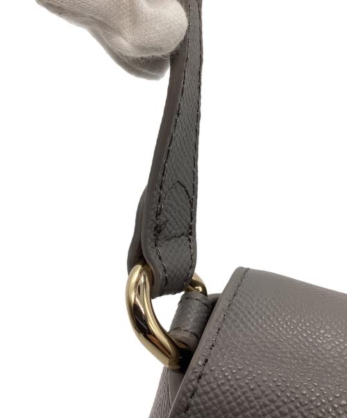 FURLA（フルラ）FURLA (フルラ) ARTEMIS CROSSBODY M BAG グレー サイズ:-の古着・服飾アイテム