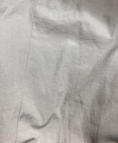 H&M（エイチアンドエム）H&M (エイチアンドエム) ROKH (ロク) ボタンディテールトレンチコート ベージュ サイズ:Sの古着・服飾アイテム