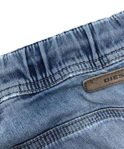 DIESEL（ディーゼル）DIESEL (ディーゼル) KROOLEY-NEデニムパンツ インディゴ サイズ:28の古着・服飾アイテム