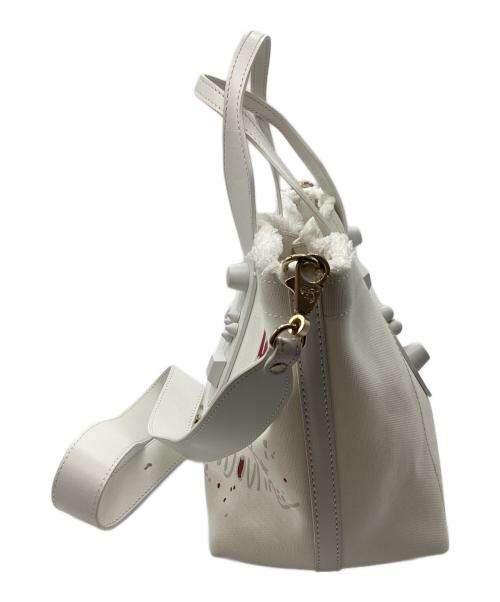Christian Louboutin（クリスチャン・ルブタン）Christian Louboutin (クリスチャン・ルブタン) Frangibus トートバッグ ホワイト サイズ:-の古着・服飾アイテム