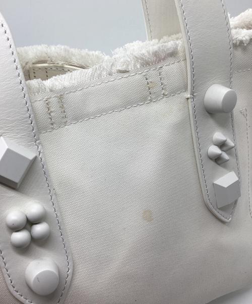 Christian Louboutin（クリスチャン・ルブタン）Christian Louboutin (クリスチャン・ルブタン) Frangibus トートバッグ ホワイト サイズ:-の古着・服飾アイテム