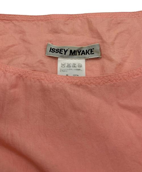 ISSEY MIYAKE（イッセイミヤケ）ISSEY MIYAKE (イッセイミヤケ) ノースリーブワンピース ピンク サイズ:Mの古着・服飾アイテム