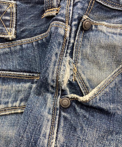 LEVI'S（リーバイス）LEVI'S (リーバイス) 00s立体裁断シンチバックデニムパンツ インディゴ サイズ:29の古着・服飾アイテム