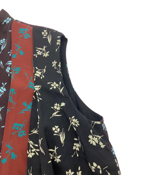 PAUL SMITH（ポールスミス）Paul Smith (ポールスミス) フラワープリントプリーツワンピース　OPPPIW0904 ブラウン サイズ:38の古着・服飾アイテム