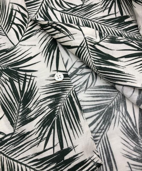 colony clothing（コロニークロージング）colony clothing (コロニークロージング) オープンカラーシャツ リーフ ホワイト×グリーン サイズ:Sの古着・服飾アイテム