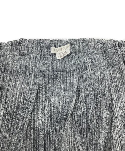 PLEATS PLEASE（プリーツプリーズ）PLEATS PLEASE (プリーツプリーズ) タック入りプリーツスカート　霜降り グレー サイズ:3の古着・服飾アイテム