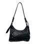 CHARLES & KEITH (チャールズアンドキース) Lark ラルク クリンクルエフェクトホーボーバッグ ノアール：7000円
