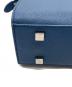 中古・古着 CHARLES & KEITH (チャールズアンドキース) ダブルハンドル トラペーズトートバッグ ブルー サイズ:-：6000円