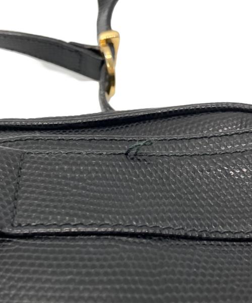 Salvatore Ferragamo（サルヴァトーレ フェラガモ）Salvatore Ferragamo (サルヴァトーレ フェラガモ) ヴァラリボンレザーショルダーバッグ ブラック サイズ:-の古着・服飾アイテム