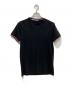 MONCLER（モンクレール）の古着「MAGLIA SCOLLO A V Tシャツ」｜ブラック