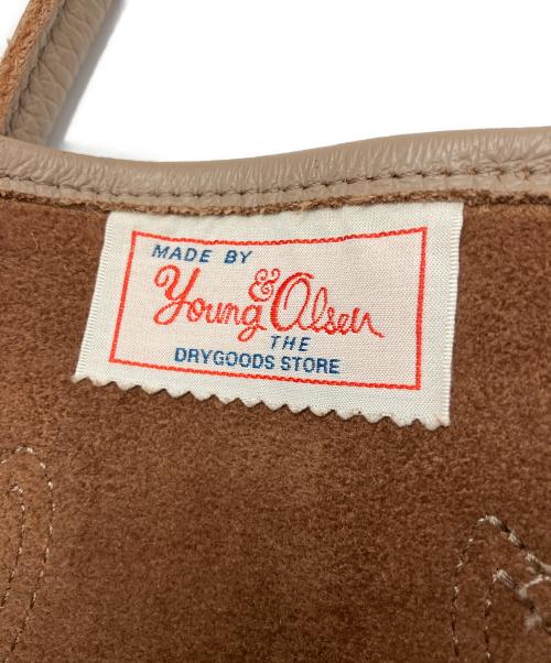 YOUNG & OLSEN The DRYGOODS STORE（ヤングアンドオルセン ザ ドライグッズストア）YOUNG & OLSEN The DRYGOODS STORE (ヤングアンドオルセン ザ ドライグッズストア) BEAMS HEART (ビームスハート) 別注レザートートバッグ ベージュ サイズ:-の古着・服飾アイテム