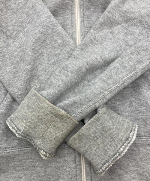 PLAY COMME des GARCONS（プレイコムデギャルソン）PLAY COMME des GARCONS (プレイコムデギャルソン) COTTON SWEAT ZIP PARKA　AD2019 グレー サイズ:Sの古着・服飾アイテム