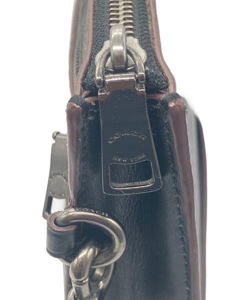 COACH（コーチ）COACH (コーチ) クラッチバッグ  シグネチャー ブラック サイズ:-の古着・服飾アイテム