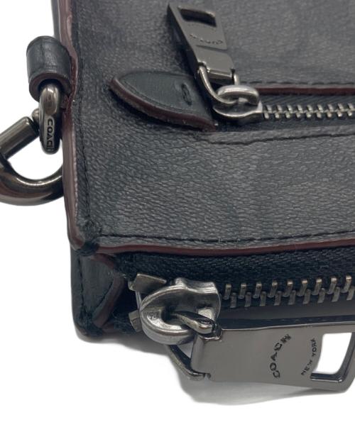 COACH（コーチ）COACH (コーチ) クラッチバッグ  シグネチャー ブラック サイズ:-の古着・服飾アイテム