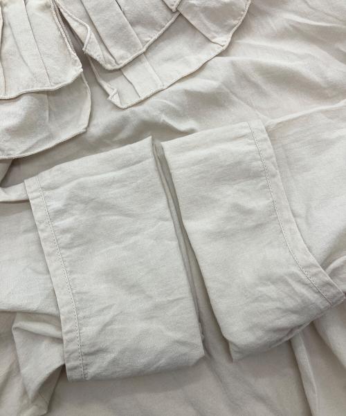 yoli（ヨリ）Yoli (ヨリ) simple frill blouse　YL-TP37-25AW ベージュ サイズ:FREEの古着・服飾アイテム