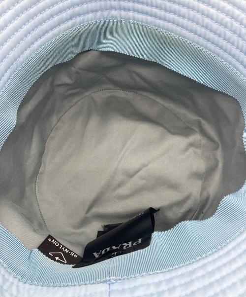 PRADA（プラダ）PRADA (プラダ) RE NYLON 三角ロゴプレート バケットハット ブルー サイズ:-の古着・服飾アイテム