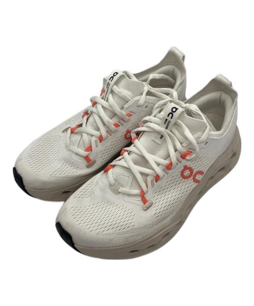 on（オン）On (オン) Cloudsurfer Max ホワイト サイズ:US8.5(26.5)の古着・服飾アイテム