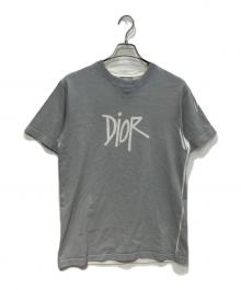 Dior×Shawan Stussy（ディオール）の古着「ロゴプリントTシャツ　033J625E0554」｜グレー
