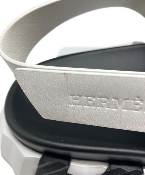 HERMES（エルメス）HERMES (エルメス) エレクトリックサンダル ホワイト×ブラック サイズ:41.5の古着・服飾アイテム