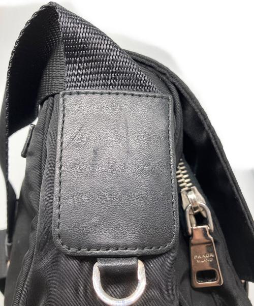 PRADA（プラダ）PRADA (プラダ) ナイロンショルダーバッグ ブラックの古着・服飾アイテム