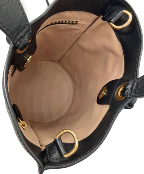 J&M DAVIDSON（ジェイ＆エム デヴィッドソン）J&M DAVIDSON (ジェイ＆エム デヴィッドソン) バケットショルダーバッグ ブラック サイズ:-の古着・服飾アイテム