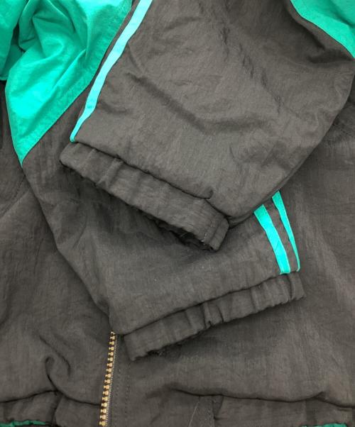 adidas（アディダス）adidas (アディダス) 90sナイロンジャケット　銀タグ ブラック サイズ:Mの古着・服飾アイテム