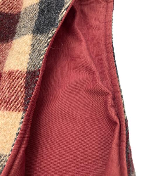 WOOLRICH（ウールリッチ）WOOLRICH (ウールリッチ) リバーシブルベスト レッド×ベージュ サイズ:Ｍの古着・服飾アイテム