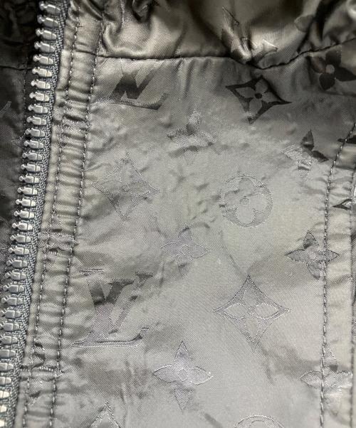 LOUIS VUITTON（ルイ ヴィトン）LOUIS VUITTON (ルイ ヴィトン) モノグラム リバーシブルナイロンジャケット ネイビー サイズ:48の古着・服飾アイテム