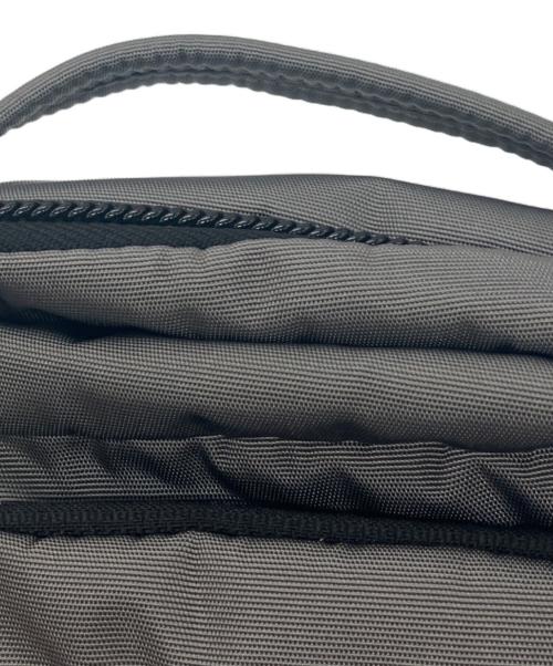 Columbia（コロンビア）Columbia (コロンビア) Pepper Rock 30L Backpack グレーの古着・服飾アイテム