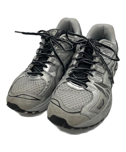 asics（アシックス）asics (アシックス) GEL-KAYANO LEGACY シルバー サイズ:26の古着・服飾アイテム