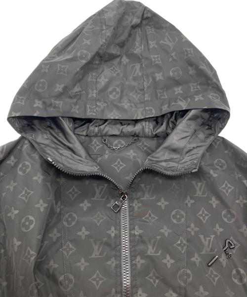 LOUIS VUITTON（ルイ ヴィトン）LOUIS VUITTON (ルイ ヴィトン) ミッドレングスナイロンウィンドブレーカー ブラック サイズ:48の古着・服飾アイテム