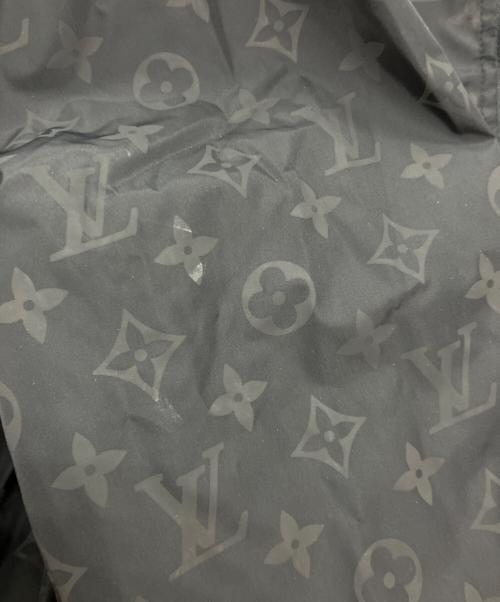 LOUIS VUITTON（ルイ ヴィトン）LOUIS VUITTON (ルイ ヴィトン) ミッドレングスナイロンウィンドブレーカー ブラック サイズ:48の古着・服飾アイテム