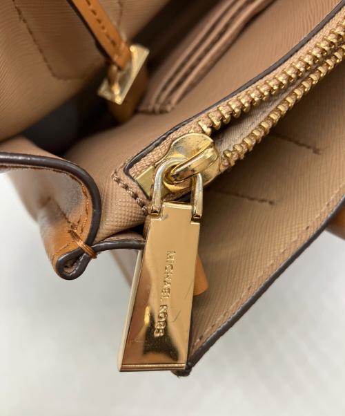 MICHAEL KORS（マイケルコース）MICHAEL KORS (マイケルコース) Mercer Logo Crossbody ブラウン サイズ:-の古着・服飾アイテム