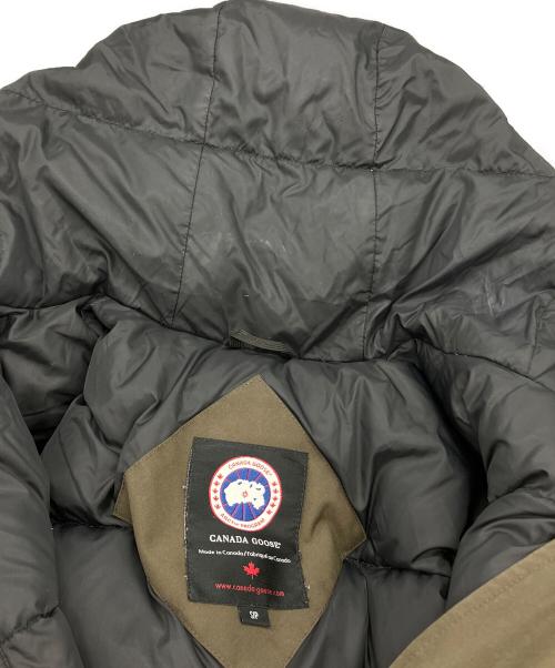 CANADA GOOSE（カナダグース）CANADA GOOSE (カナダグース) Labrador Bomber Hooded Fur Down Jacket オリーブ サイズ:Sの古着・服飾アイテム