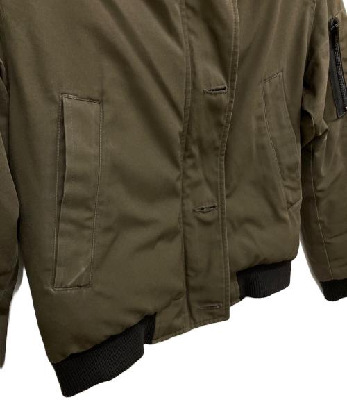 CANADA GOOSE（カナダグース）CANADA GOOSE (カナダグース) Labrador Bomber Hooded Fur Down Jacket オリーブ サイズ:Sの古着・服飾アイテム