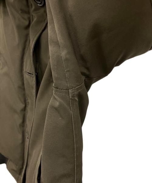 CANADA GOOSE（カナダグース）CANADA GOOSE (カナダグース) Labrador Bomber Hooded Fur Down Jacket オリーブ サイズ:Sの古着・服飾アイテム