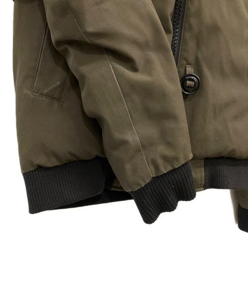 CANADA GOOSE（カナダグース）CANADA GOOSE (カナダグース) Labrador Bomber Hooded Fur Down Jacket オリーブ サイズ:Sの古着・服飾アイテム