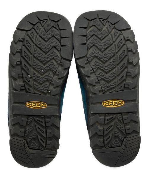 KEEN（キーン）KEEN (キーン) オールジェンダー ユニーク ピーエルティー タッセル ホワイト サイズ:37.5の古着・服飾アイテム