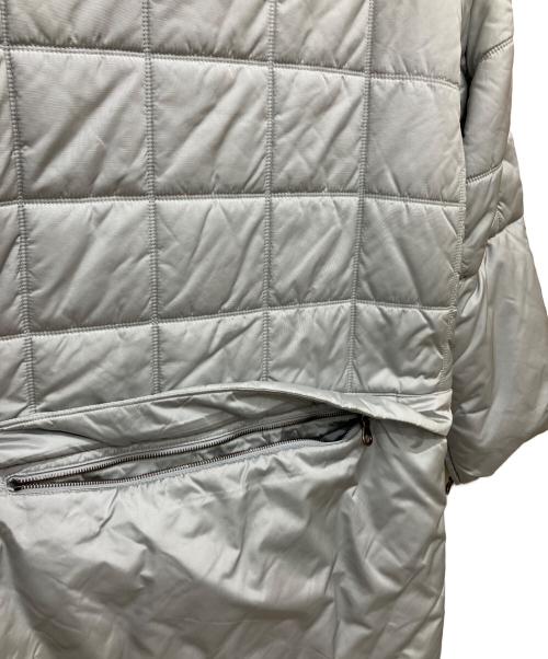 CHANEL（シャネル）CHANEL (シャネル) ダウンコート グレー サイズ:SIZE 38の古着・服飾アイテム