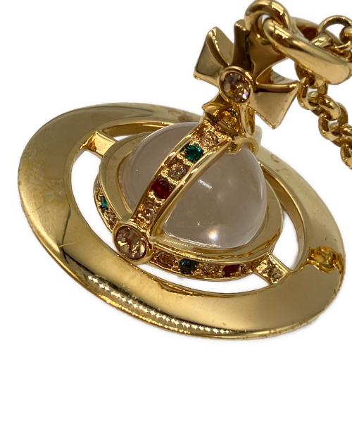 Vivienne Westwood（ヴィヴィアンウエストウッド）Vivienne Westwood (ヴィヴィアンウエストウッド) SMALL ORB PENDANT ゴールドの古着・服飾アイテム